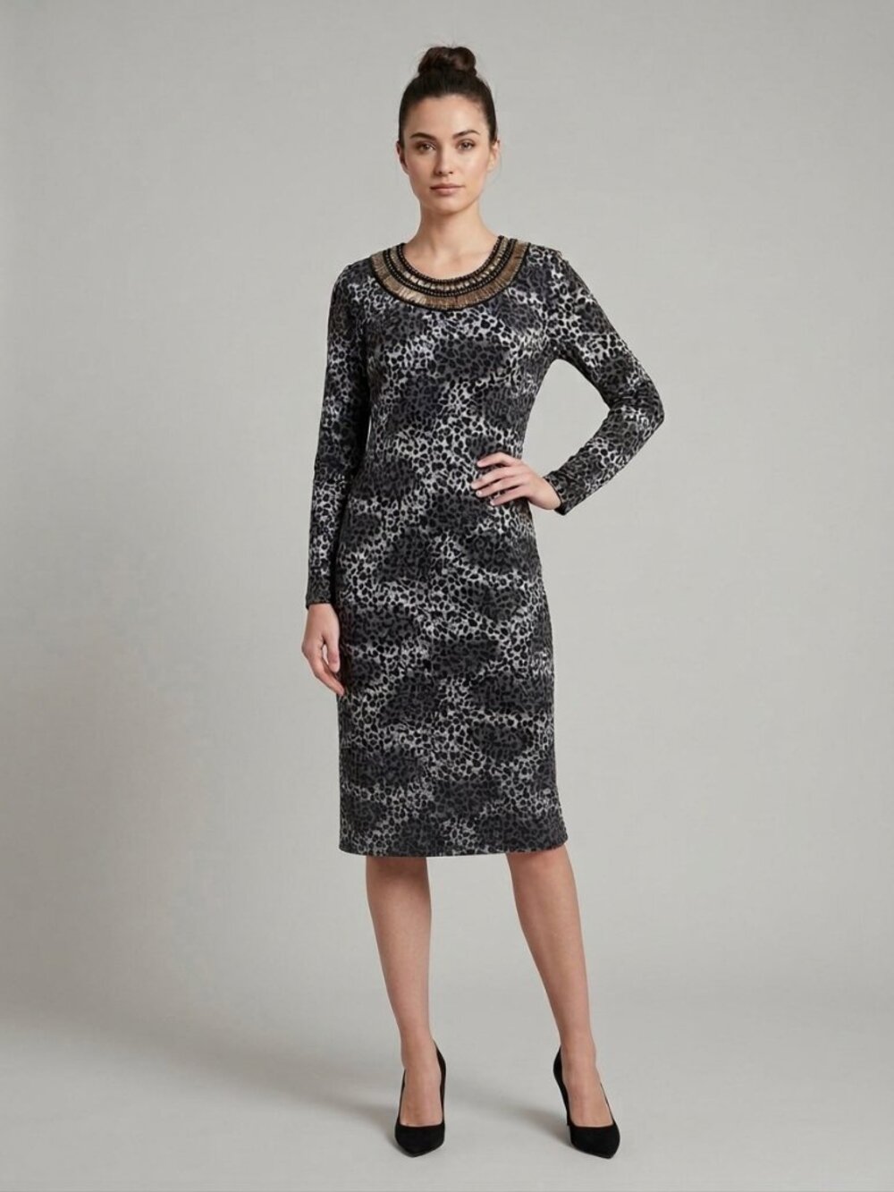 *SIONI Gray Cheetah Embellished dress Sz L